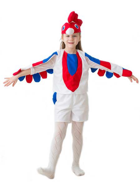 Костюм Петушок белый 1959 Детский костюм петуха, цвет белый на возраст 3-5 лет. В комплекте: шапка, безрукавка с крыльями, шорты с хвостом