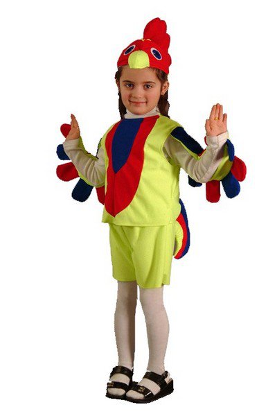 Костюм Петушок золотой 1106 Детский костюм Петушок на возраст 3-5 лет, состоит из шапочки, безрукавки с крыльями и шортиков с хвостом