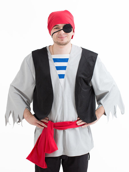 Костюм Пират 2156 д/взр Мужской карнавальный костюм Пират. В комплекте: бандана, повязка, рубаха и пояс